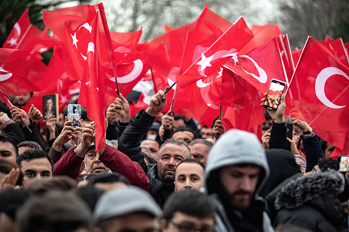 Condamnation du maire d’Istanbul : un nouveau tournant autoritaire d’Erdoğan ?