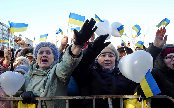 Élections présidentielles en Ukraine : les enjeux d’un scrutin où le « dégagisme » a le vent en poupe