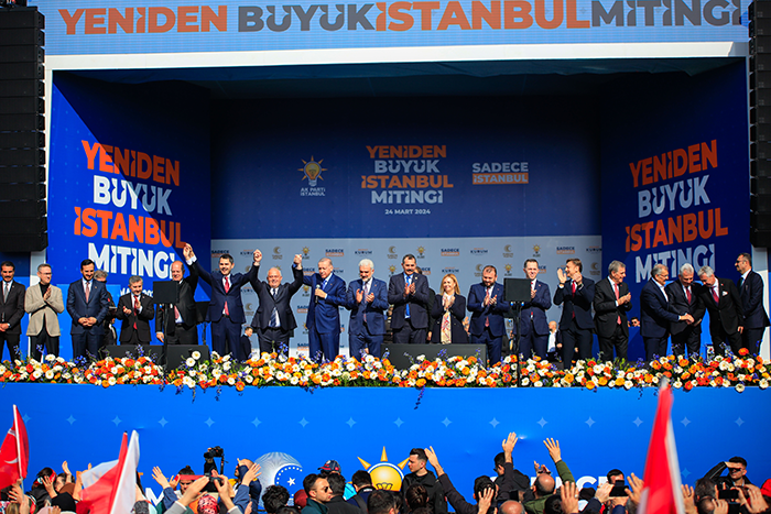 La bataille d’Istanbul : le véritable défi des élections municipales du 31 mars en Turquie